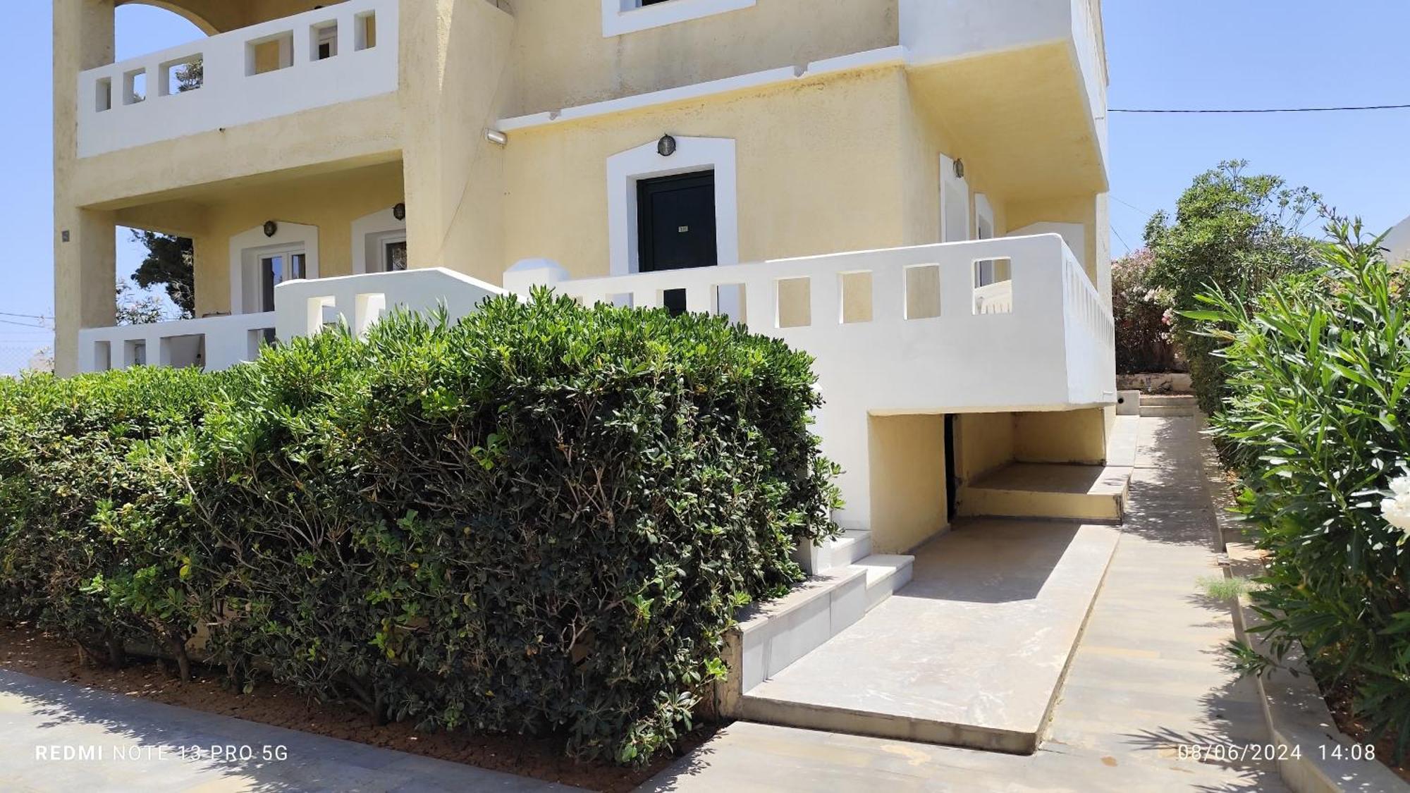 Niros Beachfront Aparthotel Kokkini Hani Kültér fotó