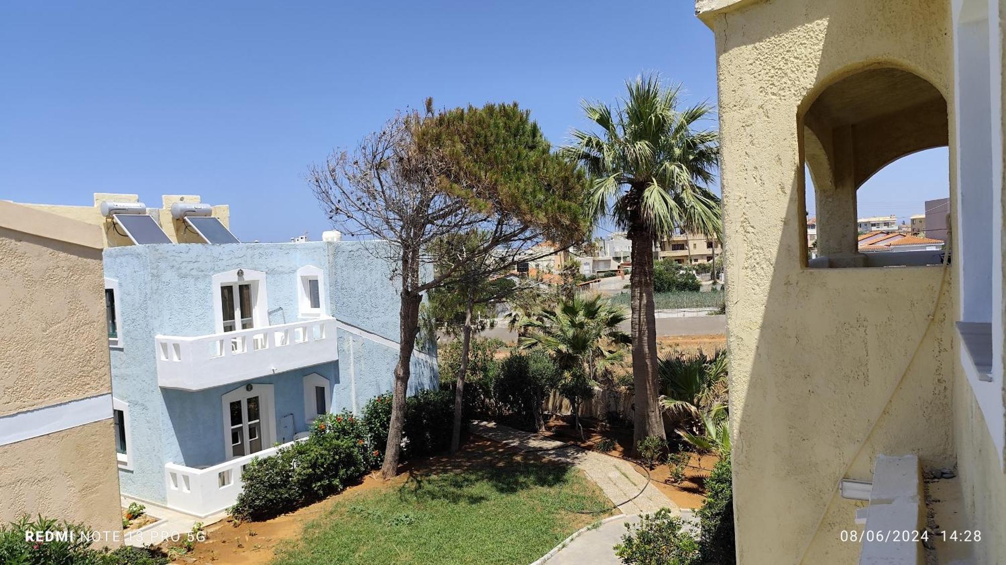 Niros Beachfront Aparthotel Kokkini Hani Kültér fotó