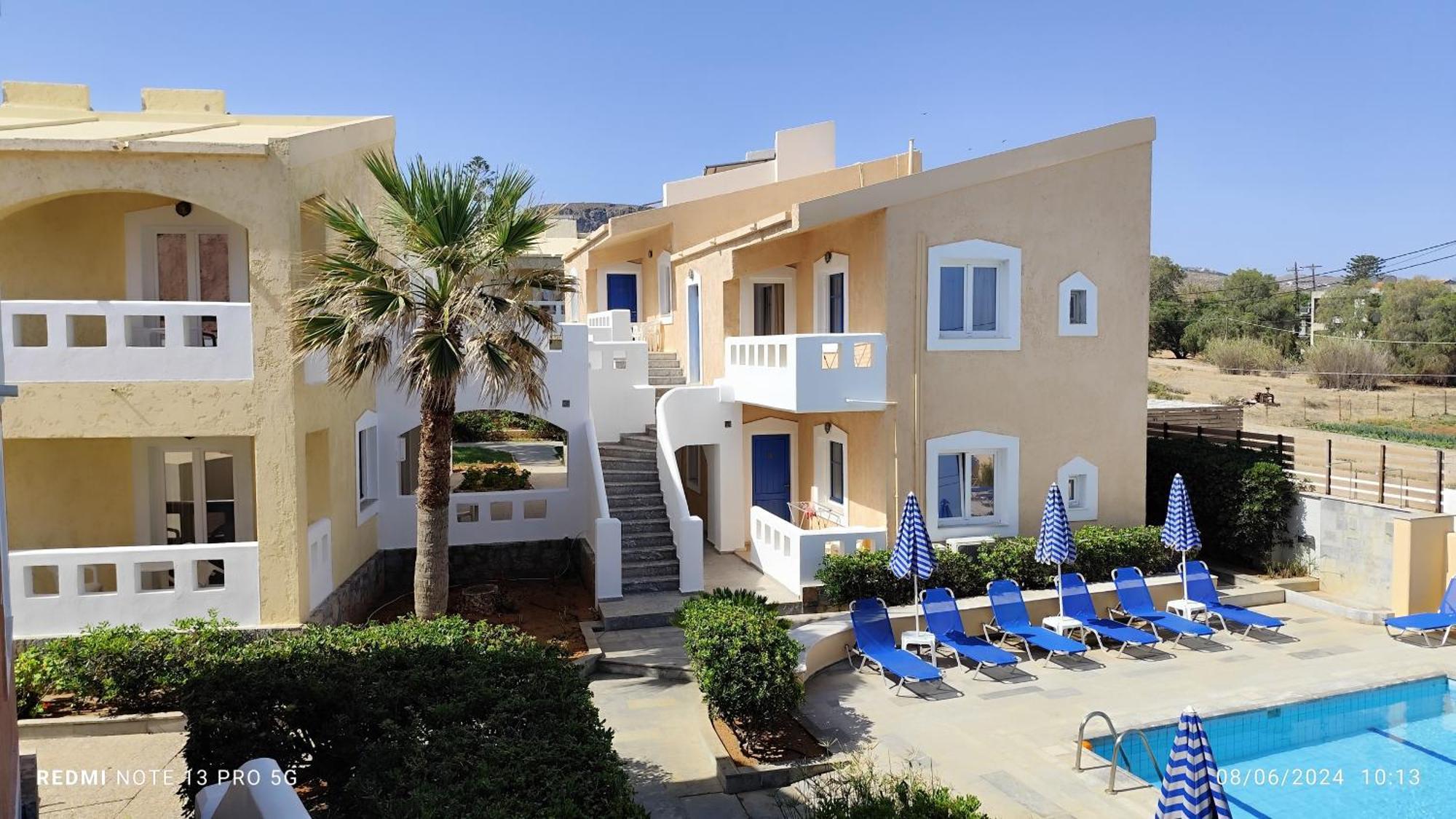 Niros Beachfront Aparthotel Kokkini Hani Kültér fotó