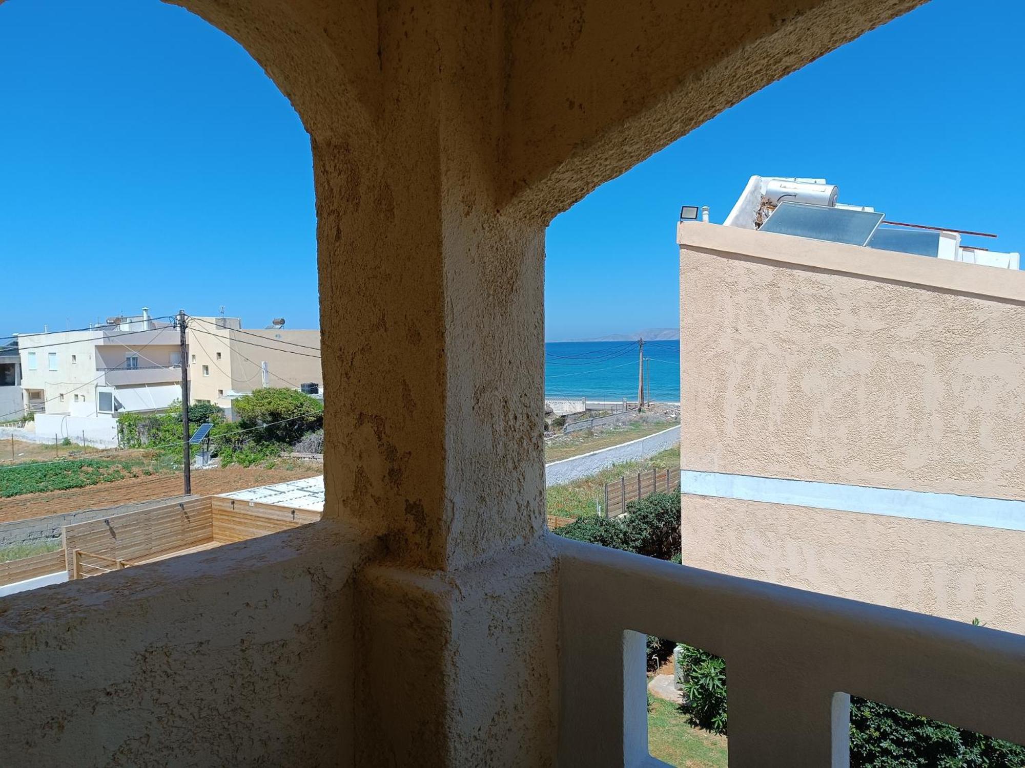 Niros Beachfront Aparthotel Kokkini Hani Kültér fotó