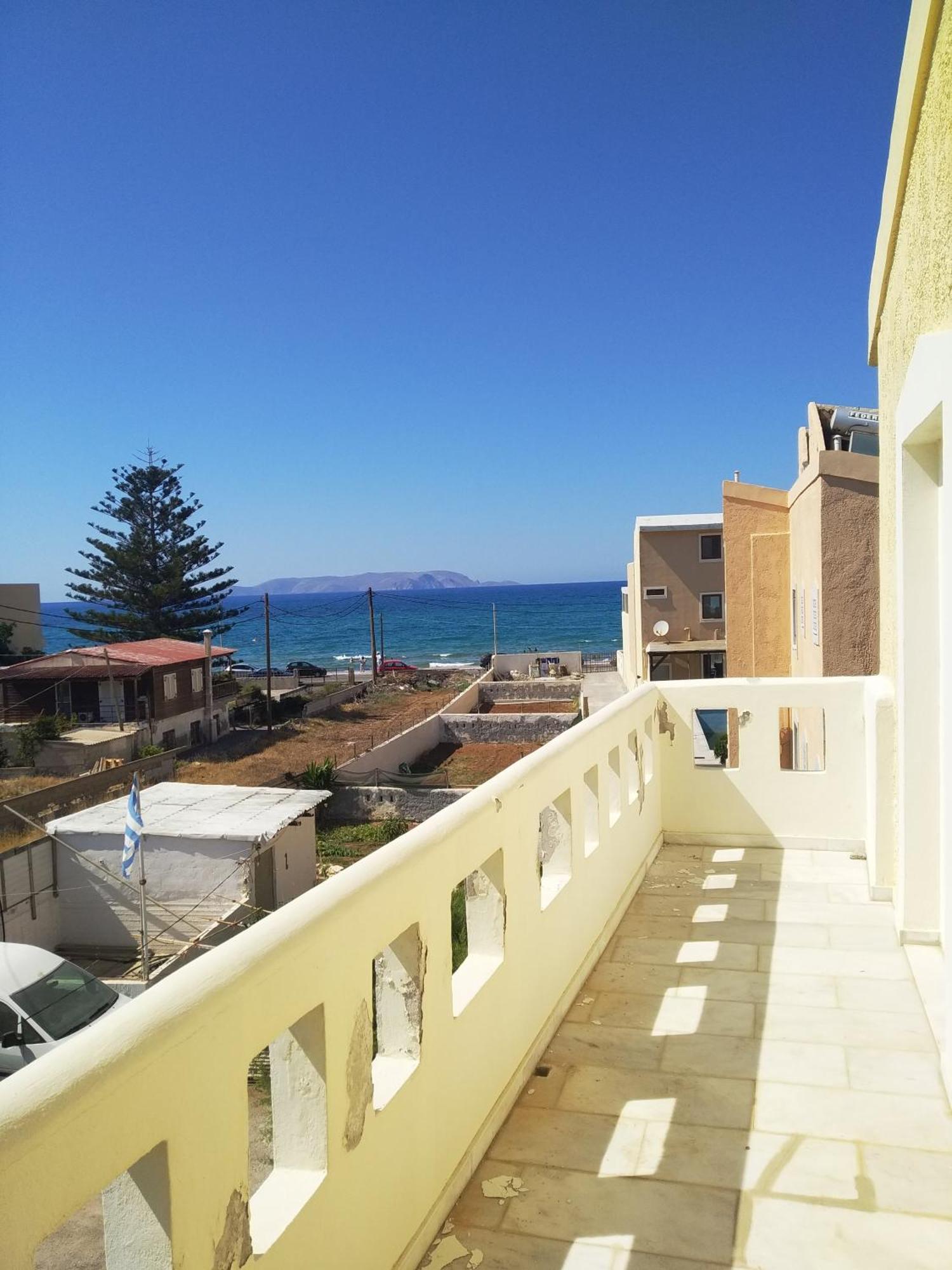 Niros Beachfront Aparthotel Kokkini Hani Kültér fotó